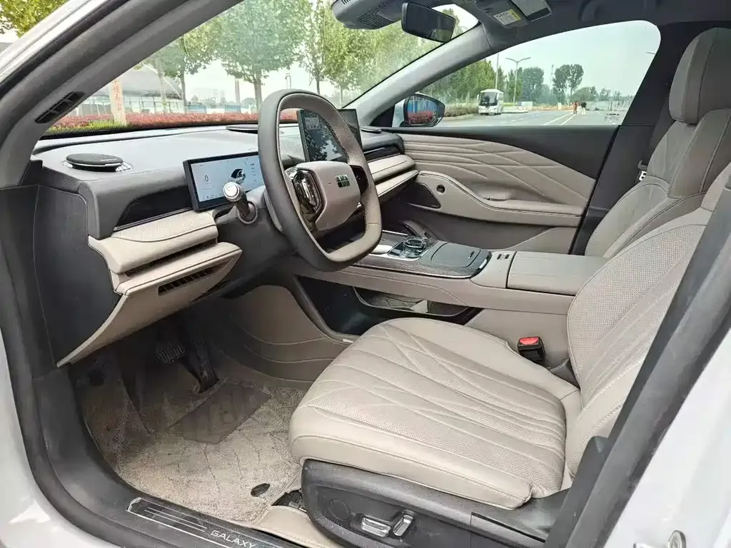 Geely Galaxy Xingyao 8 2025 из CN, фото 7