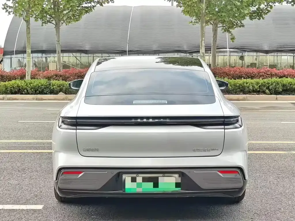 Geely Galaxy Xingyao 8 2025 из CN, фото 3