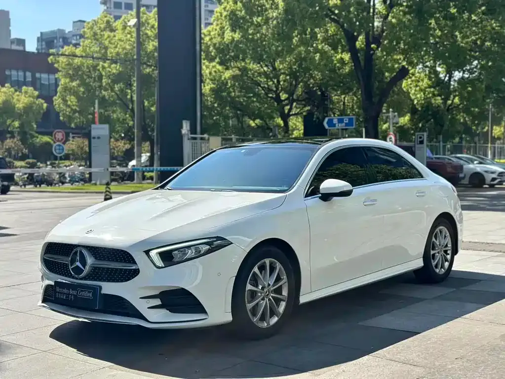 Mercedes-Benz A-Class — фото 1