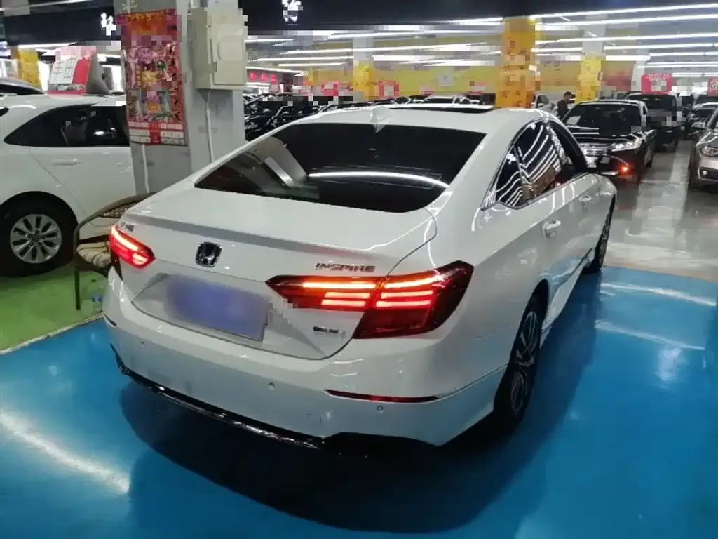Honda Inspire — фото 2