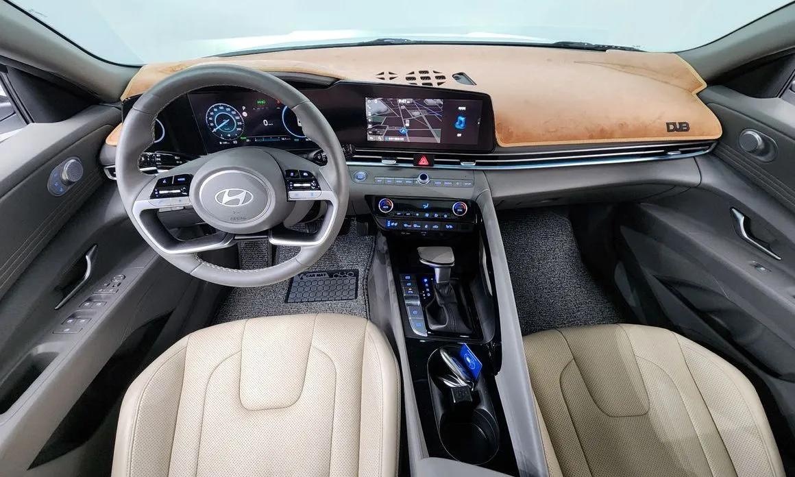 Hyundai AVANTE — фото 4