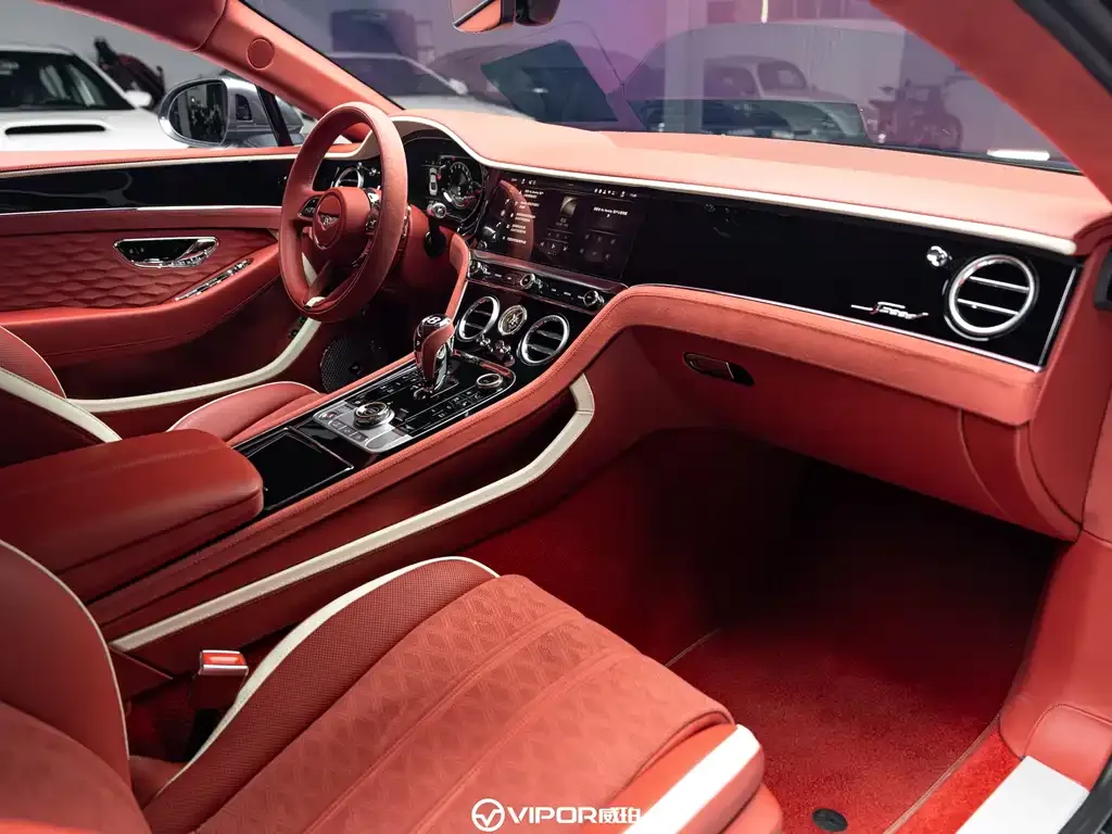 Bentley Continental PHEV 2025 из CN, фото 4