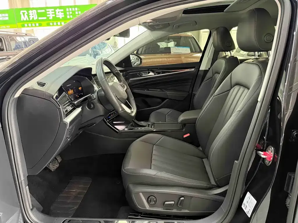 Volkswagen Passat — фото 5