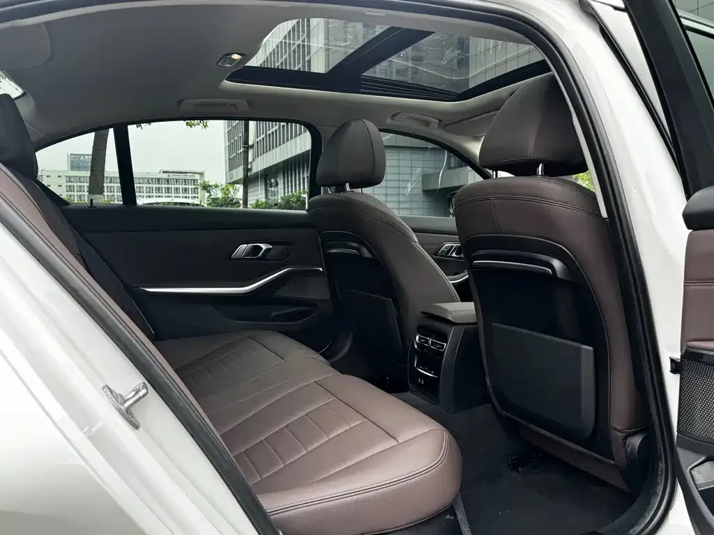 BMW 3 Series — фото 10