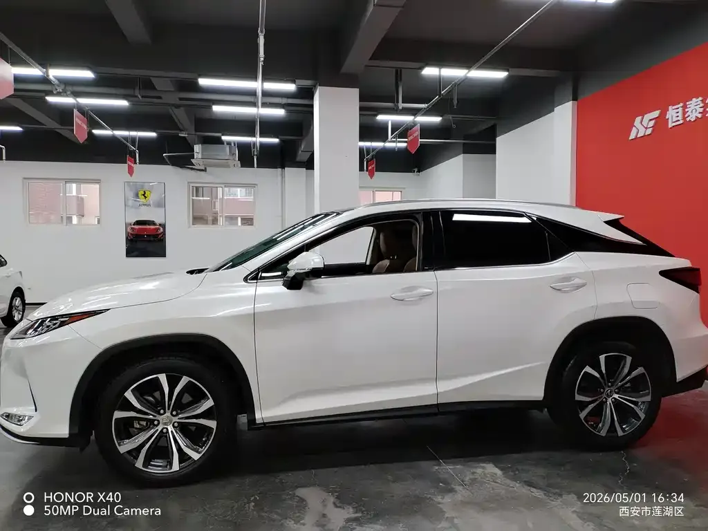 Lexus RX — фото 9