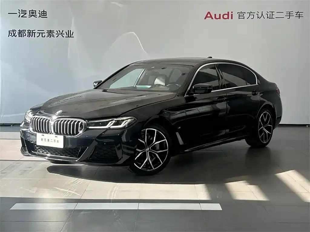 BMW 5 Series — фото 1