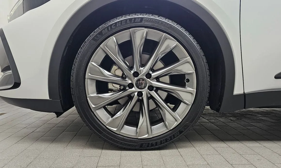 Toyota Crown 2025 из KR, фото 9