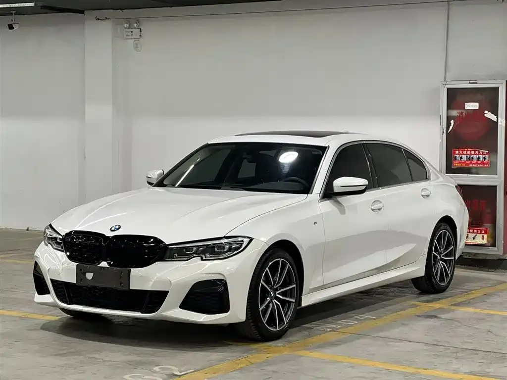 BMW 3 Series — фото 1