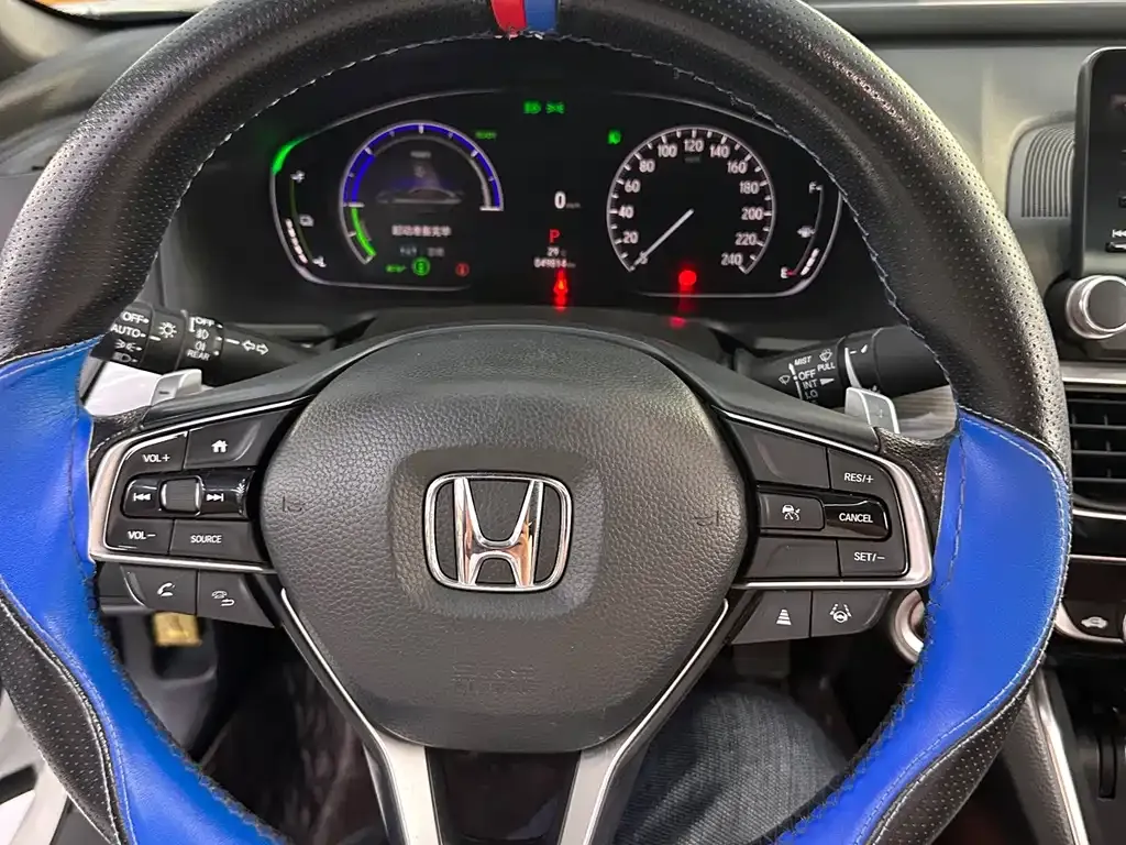 Honda Inspire — фото 7