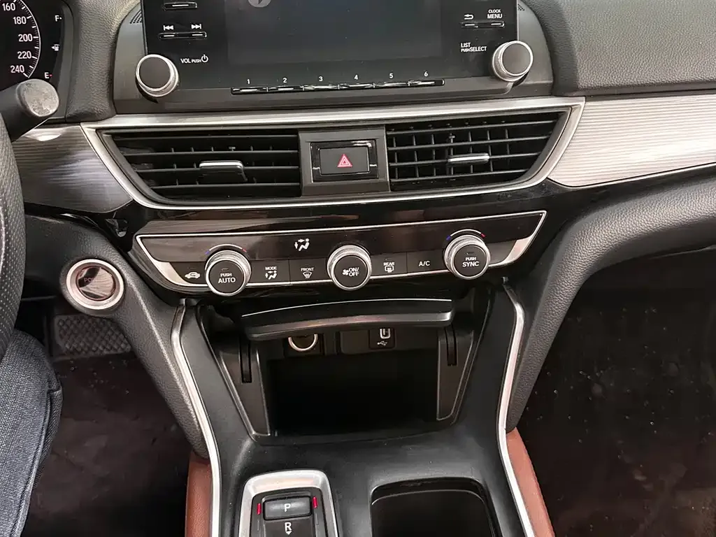 Honda Inspire — фото 5