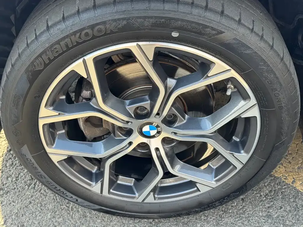 BMW X1 — фото 10