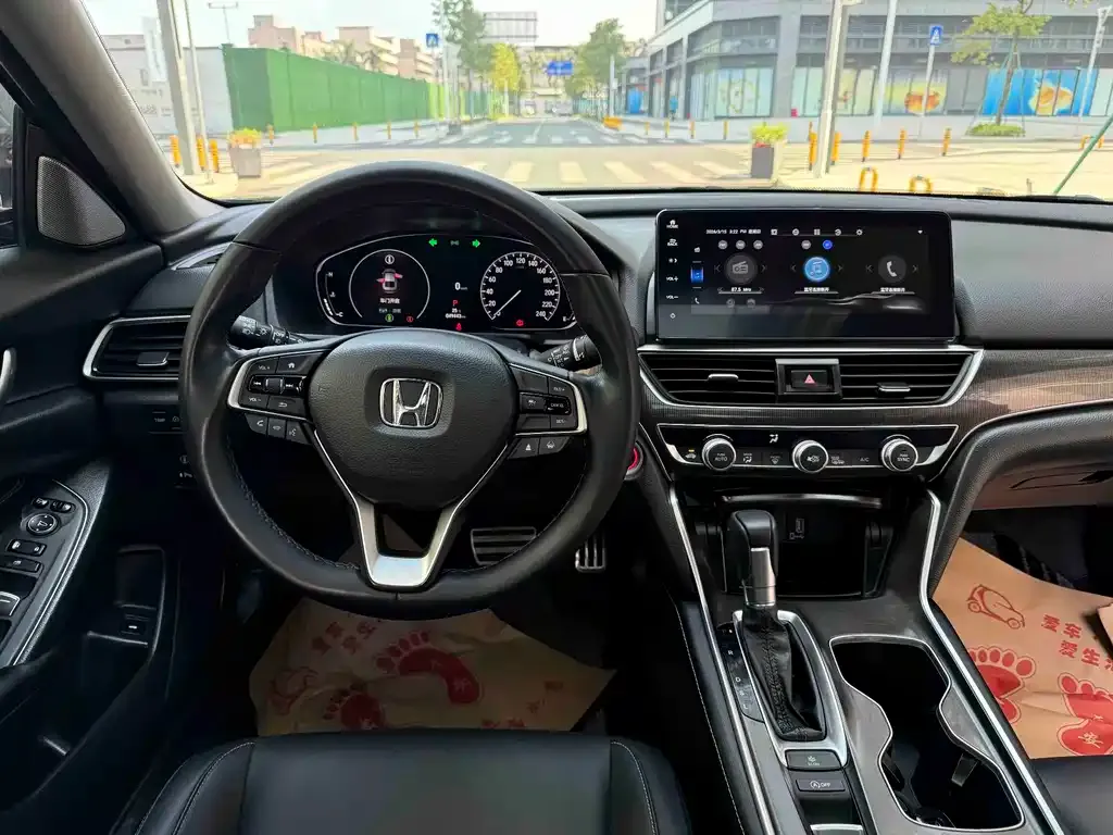 Honda Accord — фото 2