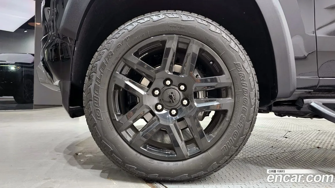 Chevrolet (GM Daewoo) Colorado 2024 из KR, фото 6