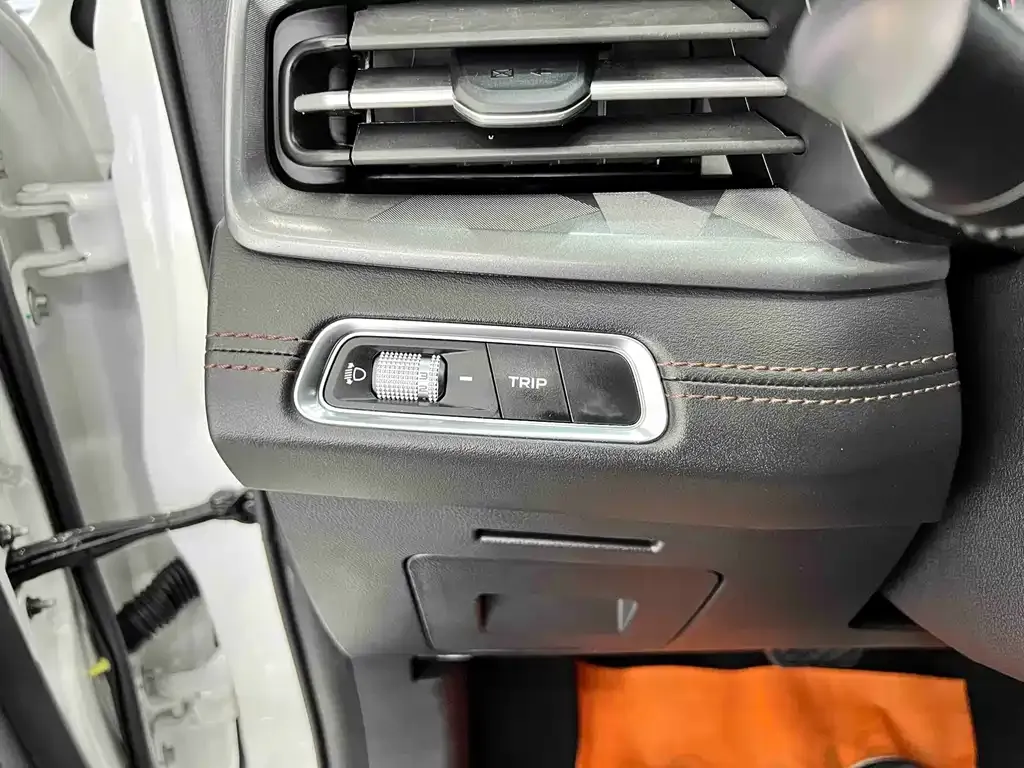 Geely Vision X6 2022 из CN, фото 8