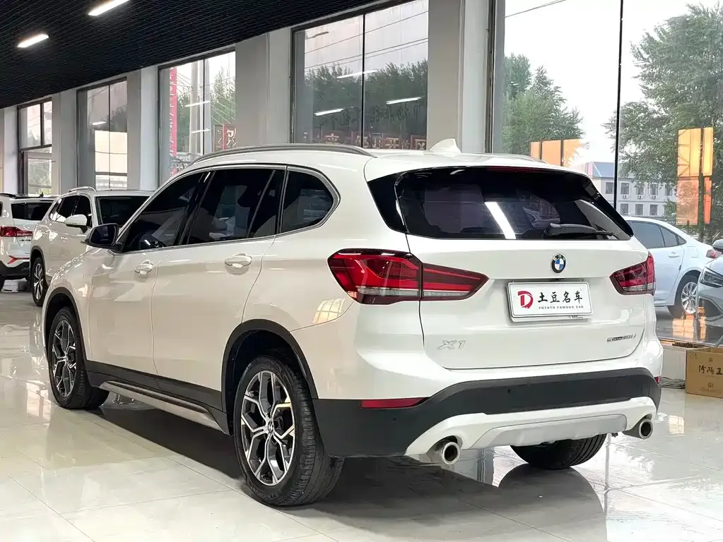 BMW X1 — фото 3