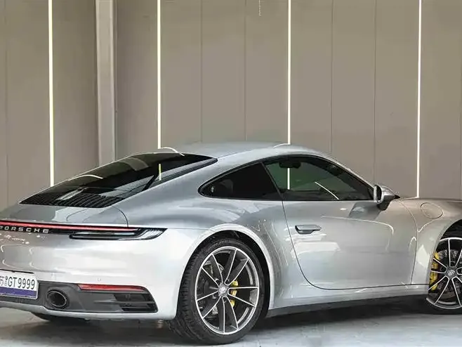 Porsche 911 — фото 7
