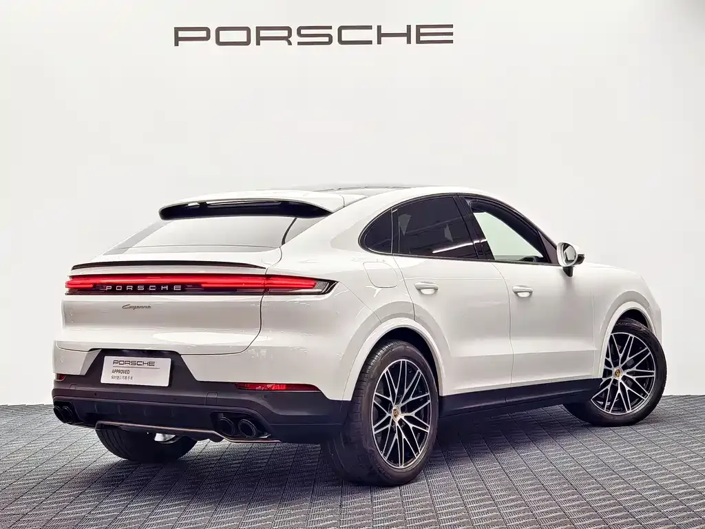 Porsche Cayenne — фото 5