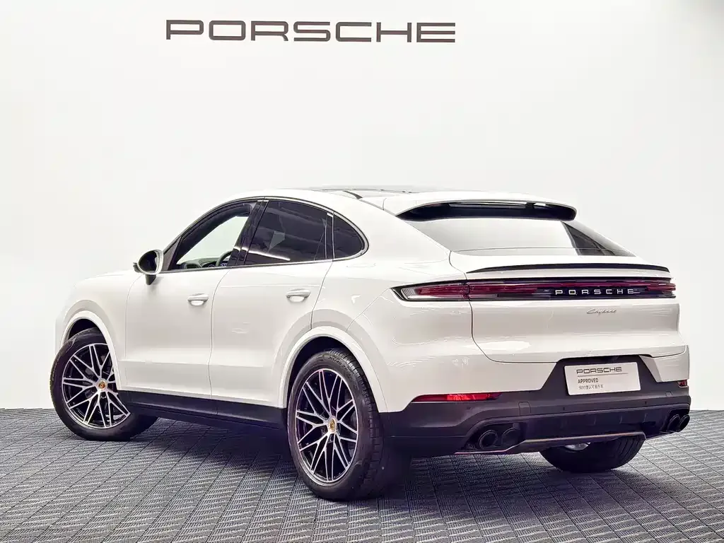 Porsche Cayenne — фото 8