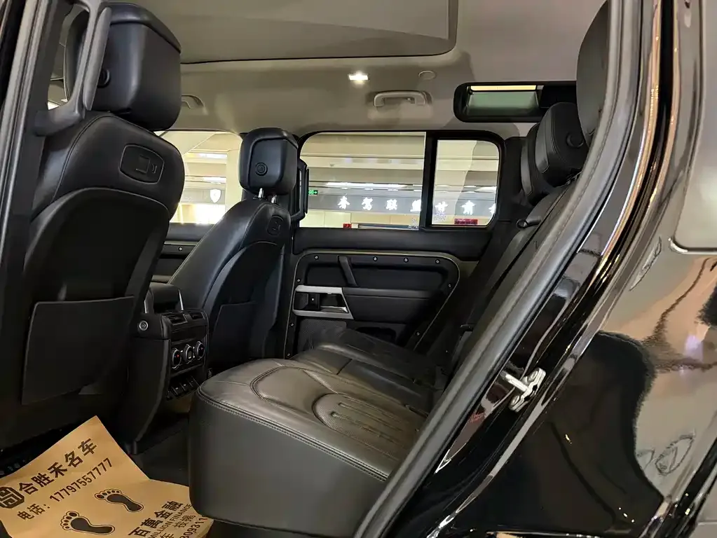 Land Rover Defender — фото 2
