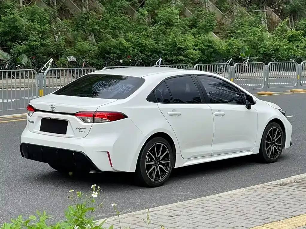 Toyota Levin — фото 10