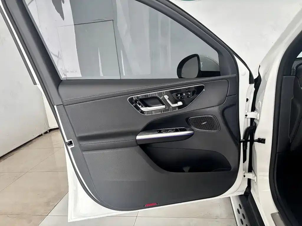 Mercedes-Benz GLC — фото 5