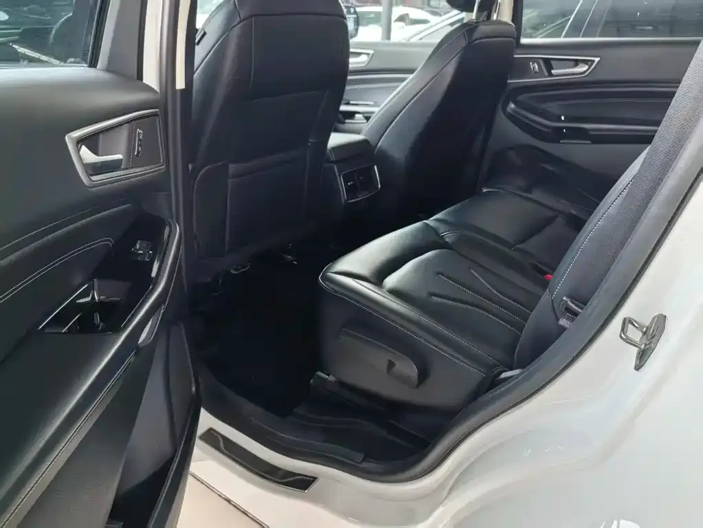 Ford Edge 2021 из CN, фото 6