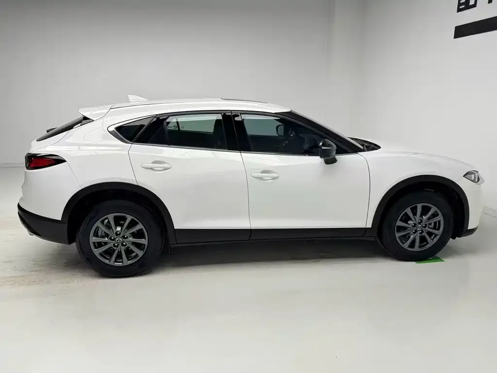 Mazda CX-4 2021 из CN, фото 9