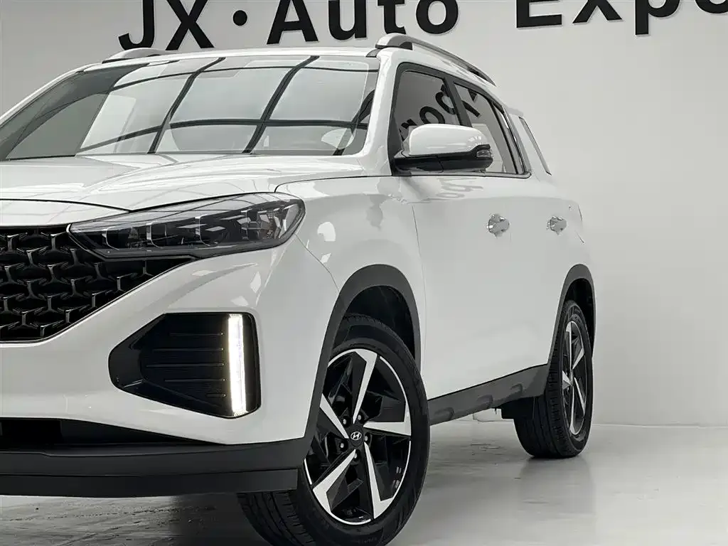 Hyundai ix35 — фото 10