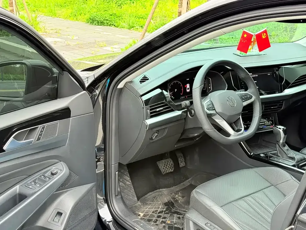 Volkswagen Passat — фото 8