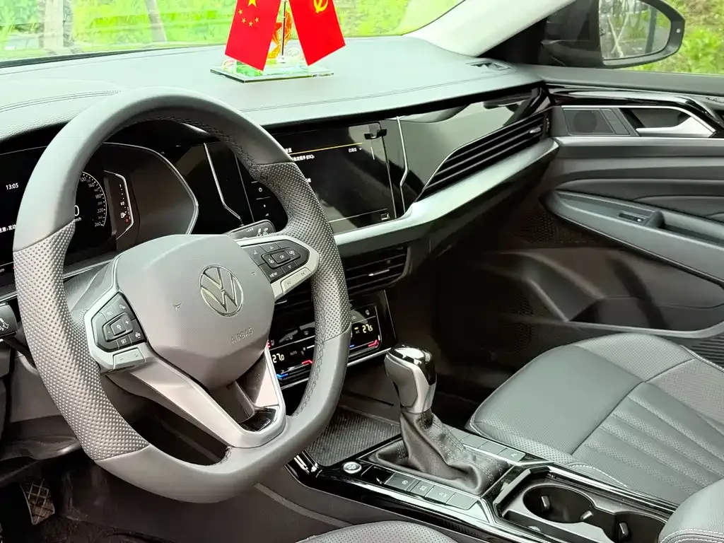 Volkswagen Passat — фото 10