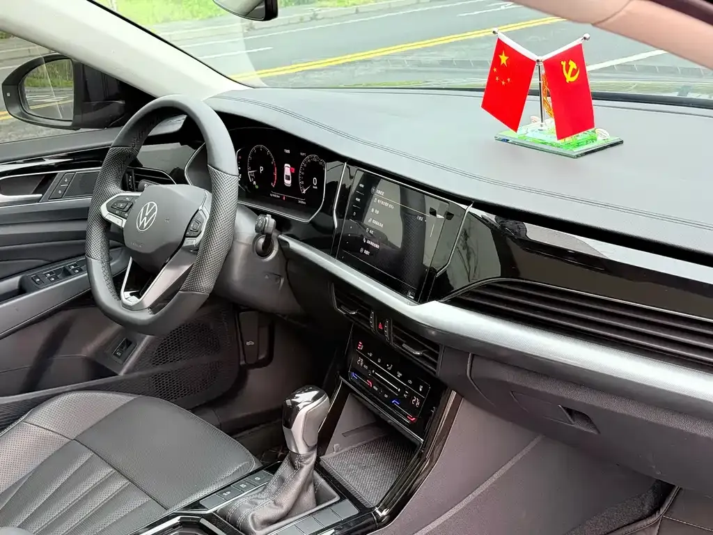 Volkswagen Passat — фото 6