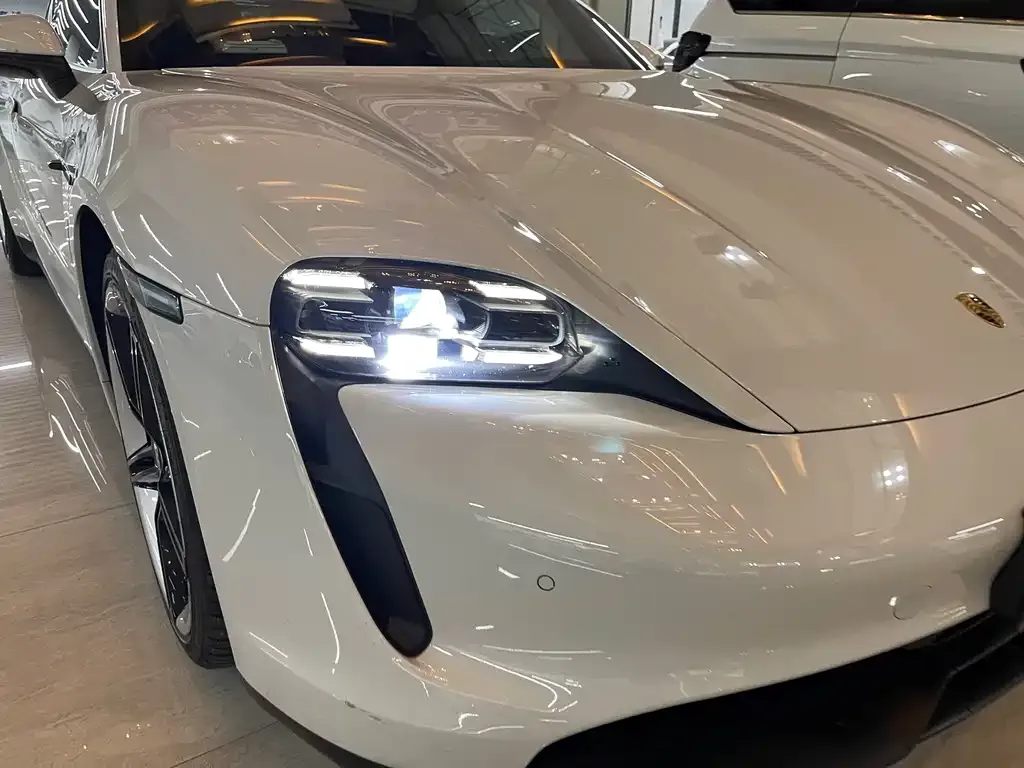 Porsche Taycan 2021 из CN, фото 8