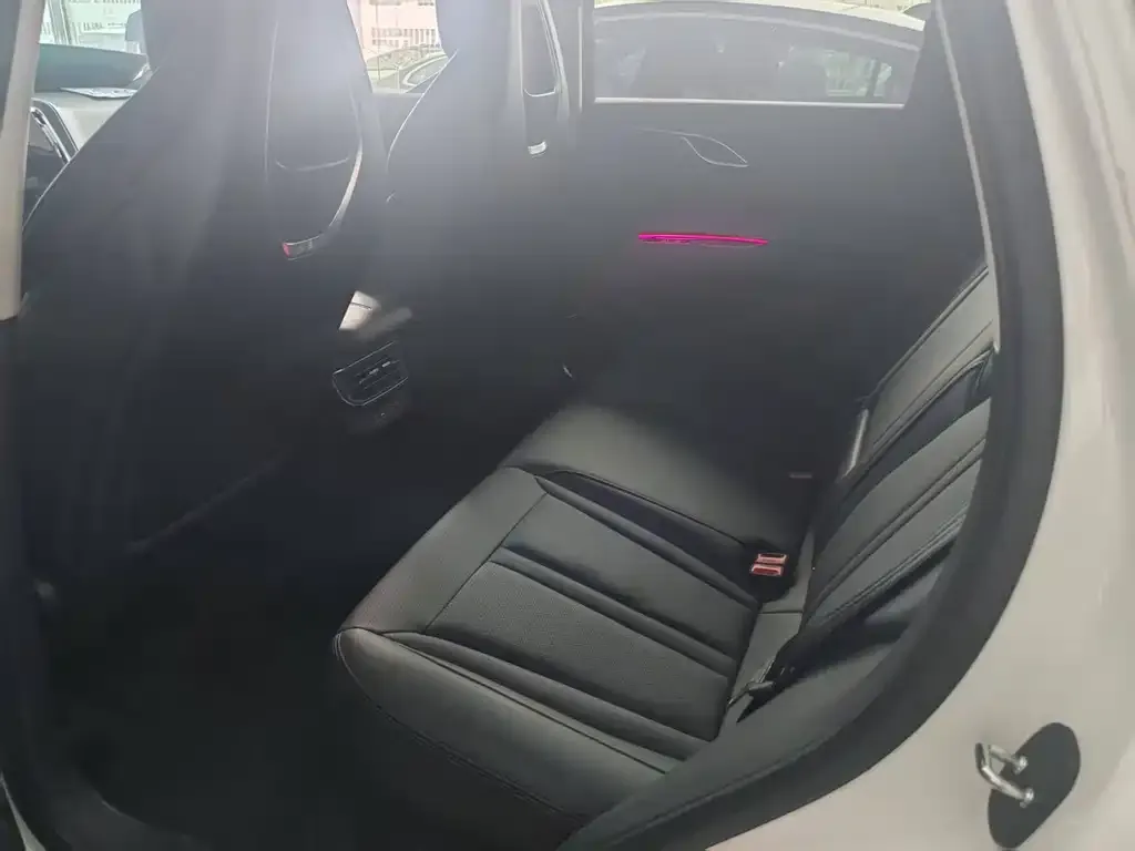 Hongqi HS3 PHEV 2025 из CN, фото 6