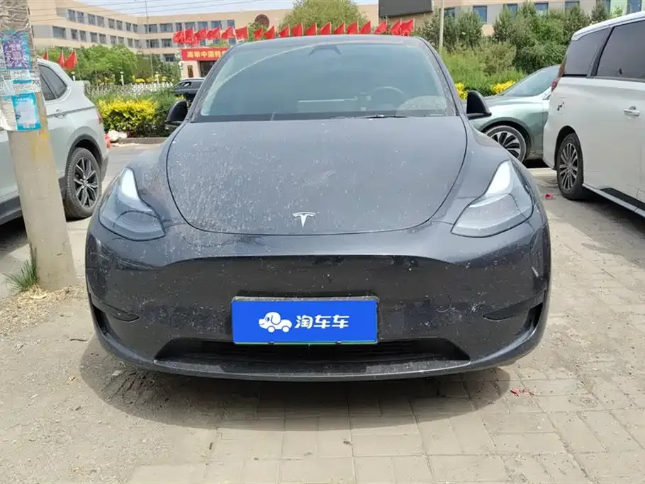 Tesla Model Y — фото 5