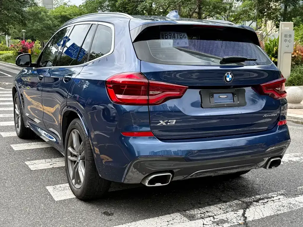 BMW X3 — фото 8
