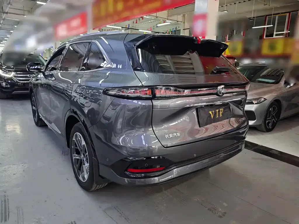Changan CS75PLUS — фото 10