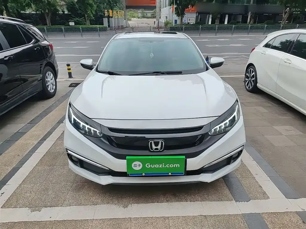 Honda Civic — фото 4