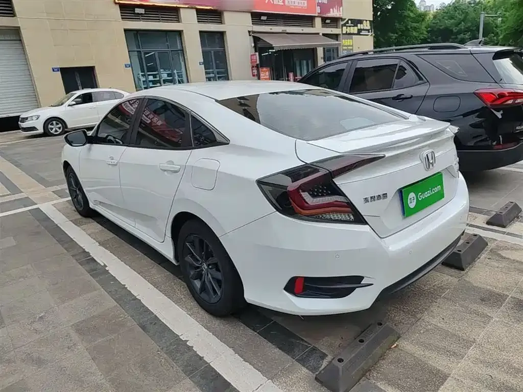 Honda Civic — фото 5