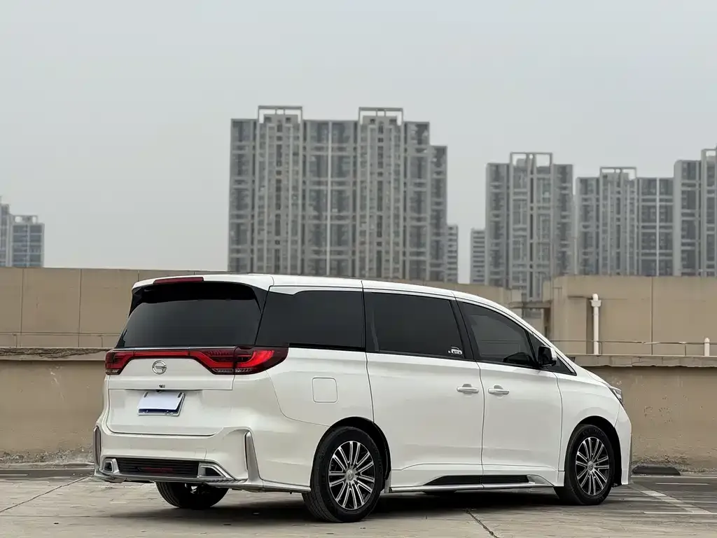 GAC Motor Trumpchi M8 — фото 3