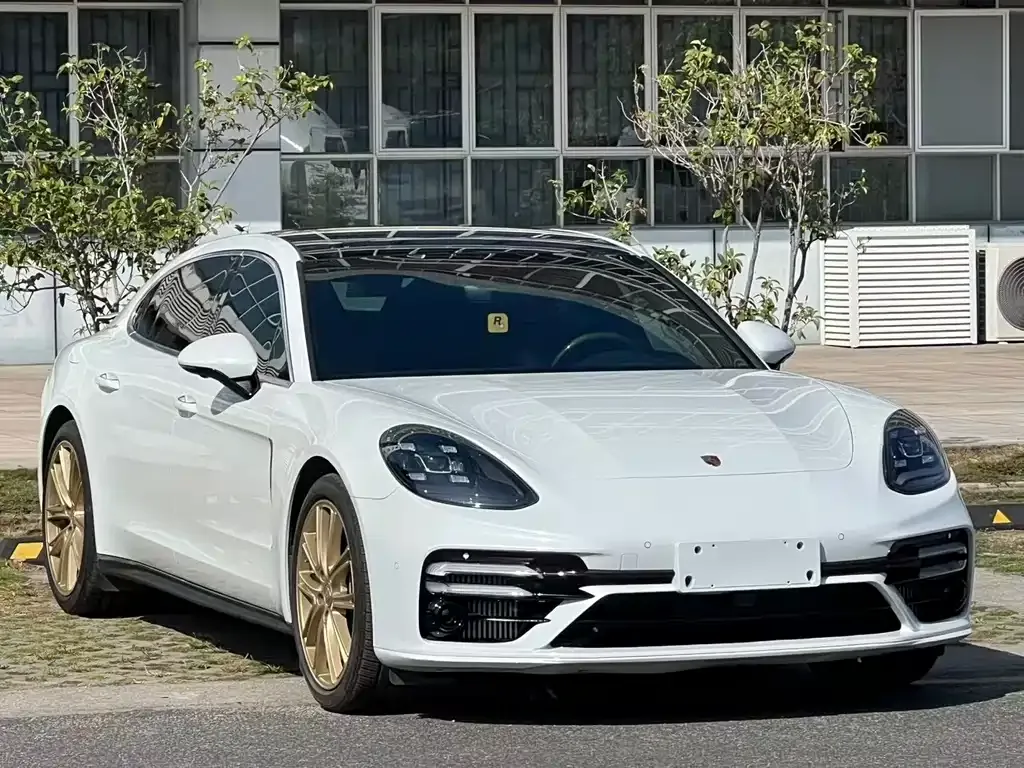 Porsche Panamera — фото 9
