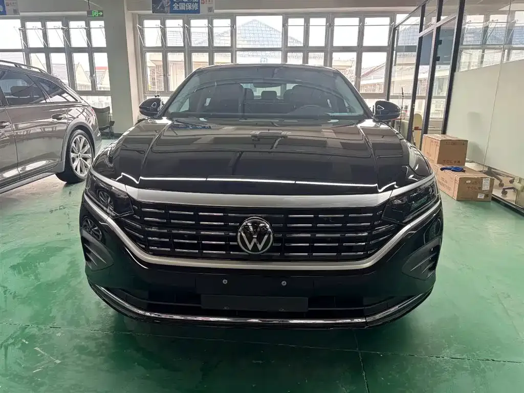 Volkswagen Passat — фото 7