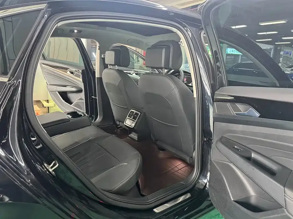 Volkswagen Passat — фото 6