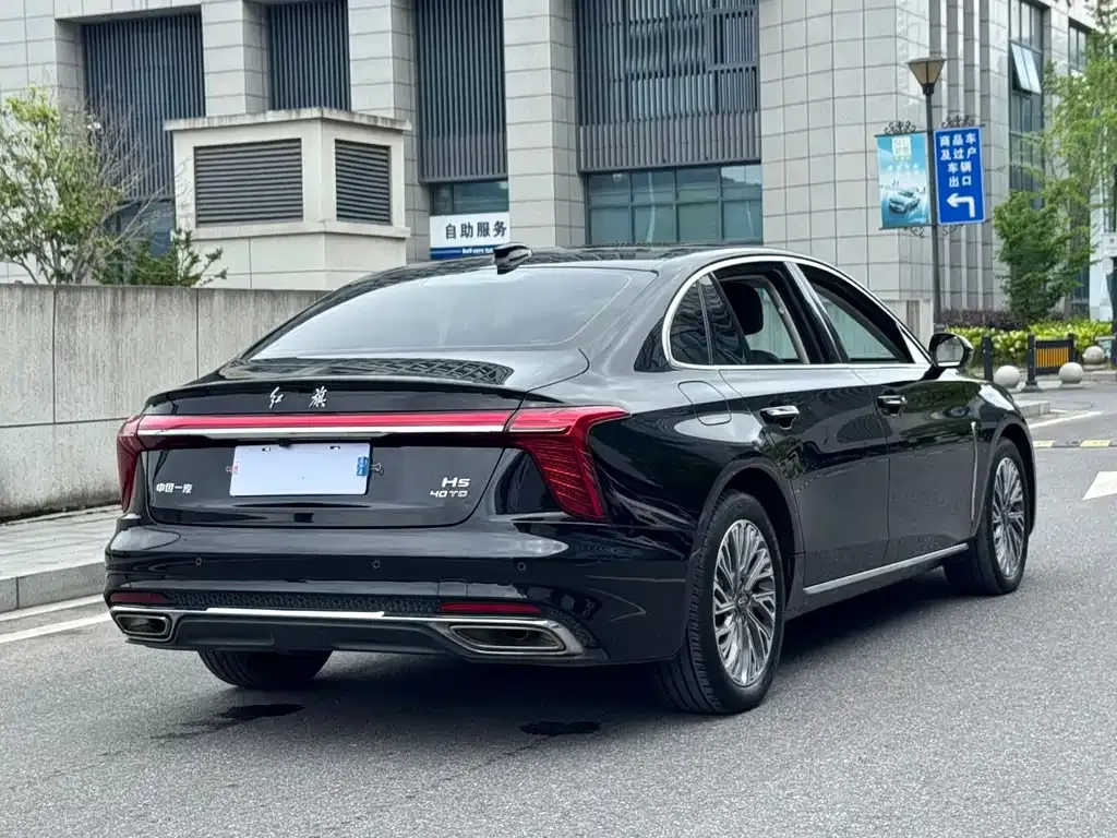 Hongqi H5 — фото 9