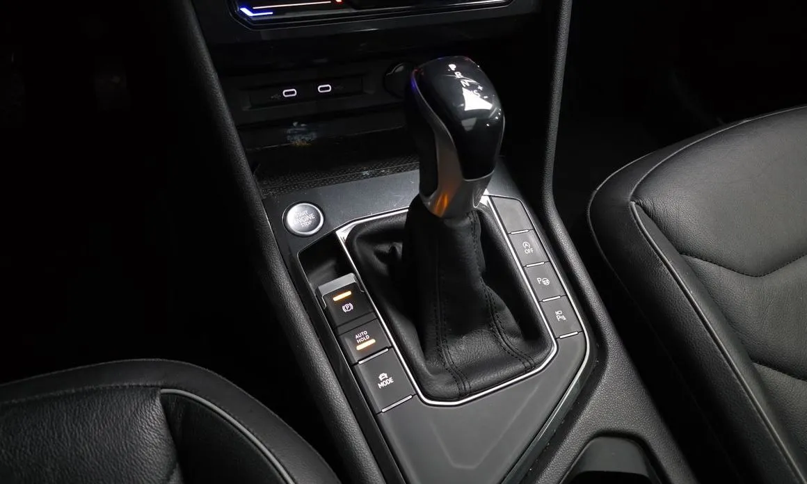 Volkswagen Tiguan 2021 из KR, фото 3