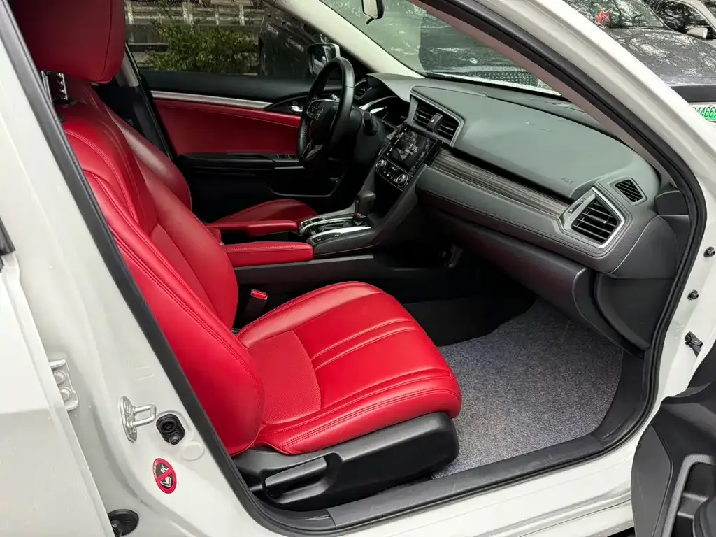 Honda Civic — фото 4