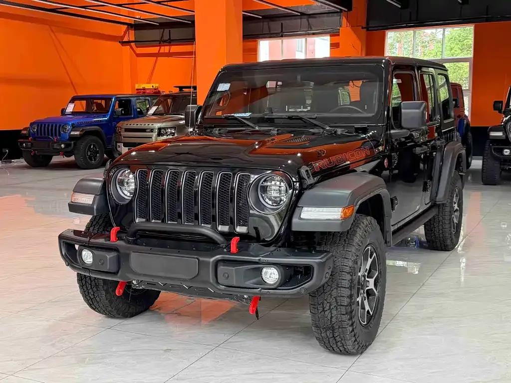 Jeep Wrangler — фото 1