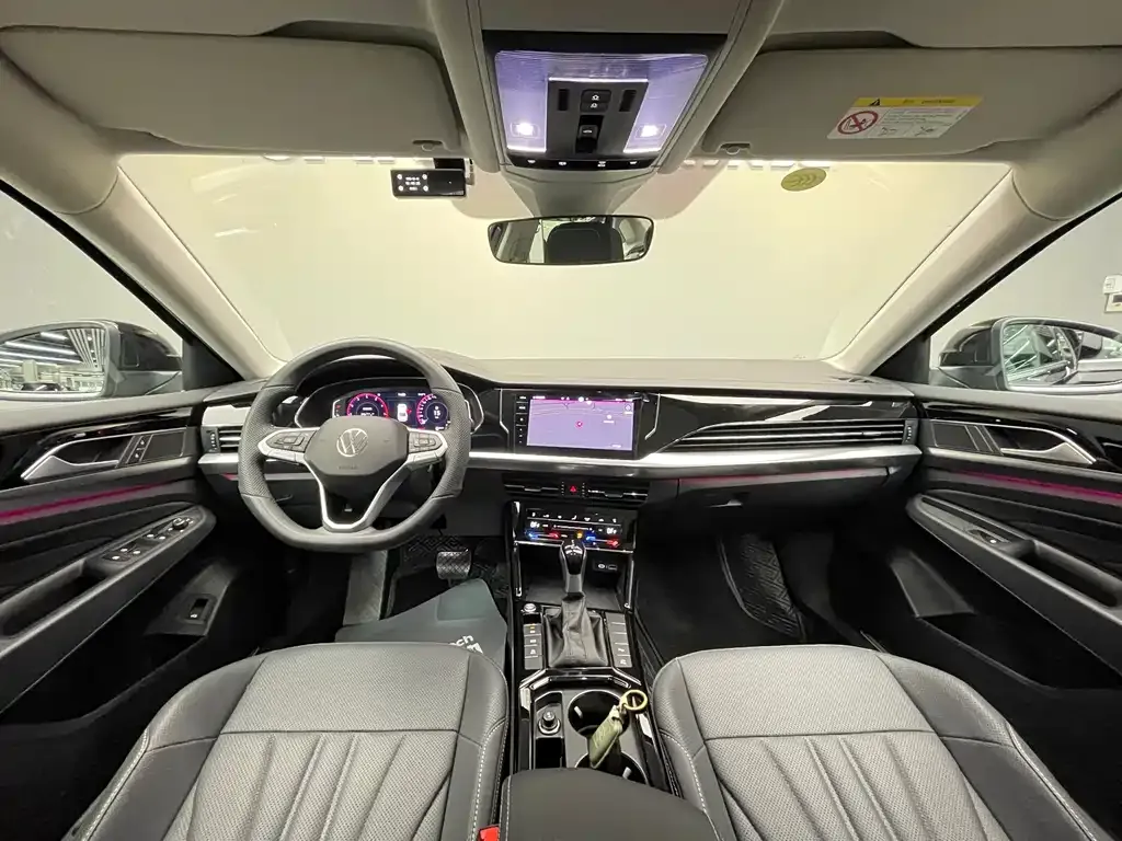 Volkswagen Passat — фото 9