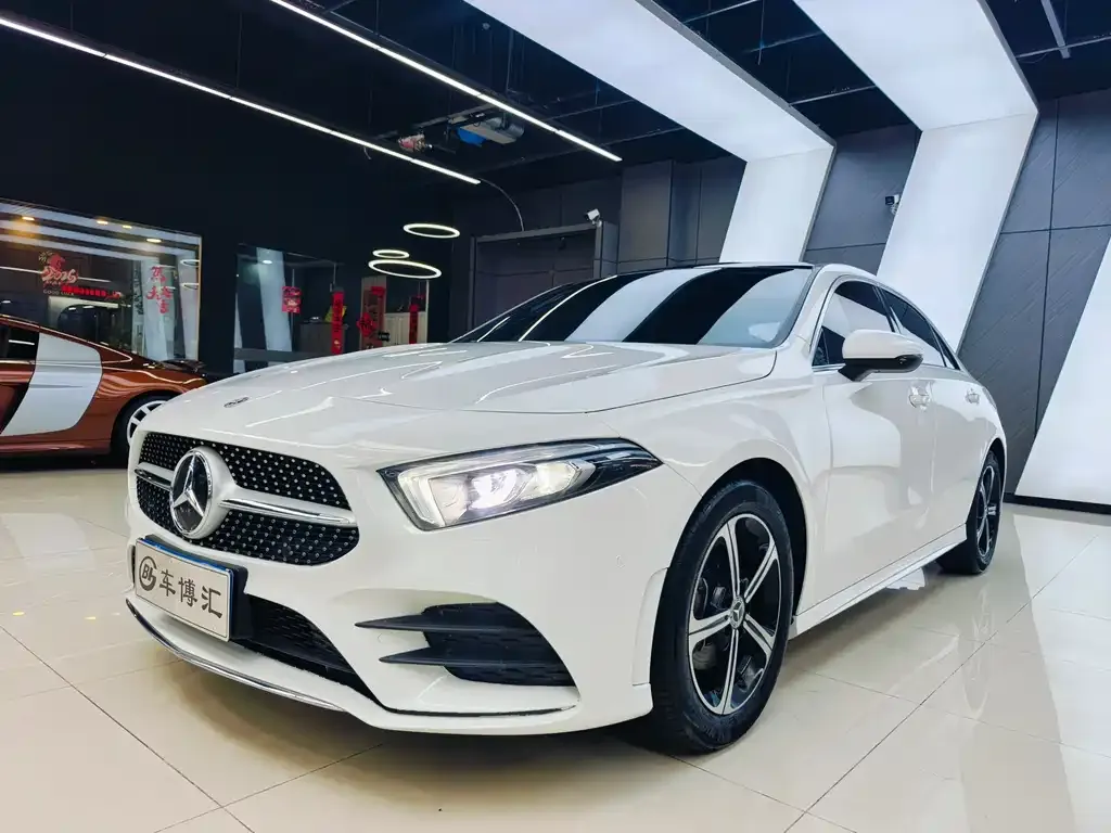 Mercedes-Benz A-Class — фото 1