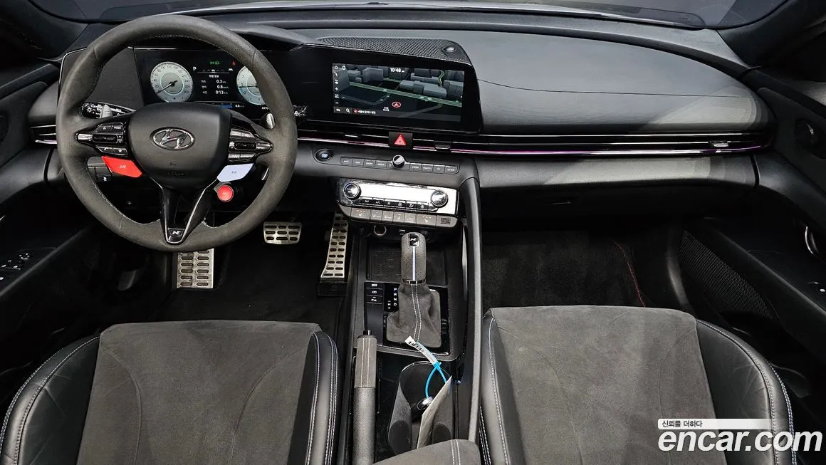 Hyundai AVANTE — фото 2
