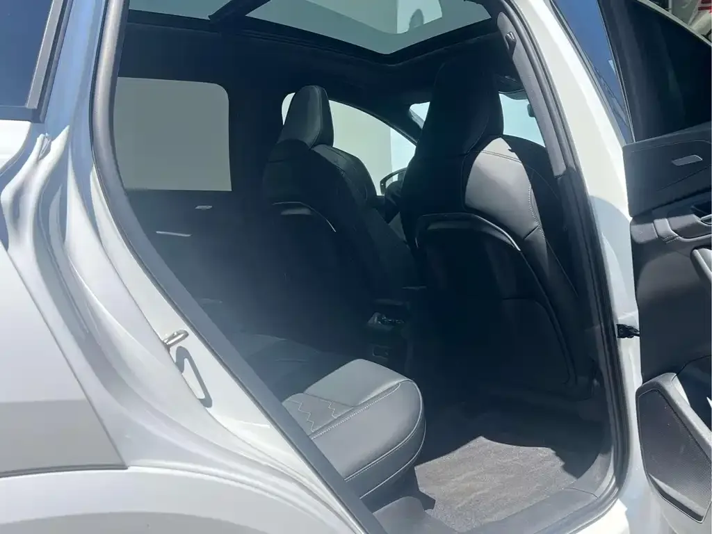 Audi Q6L e-tron 2025 из CN, фото 6